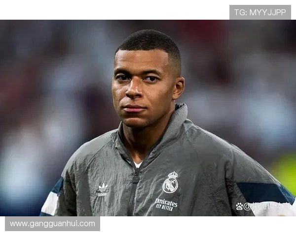 西媒称姆巴佩被隔离巴尔韦德透露他一直未出房间引发外界担忧